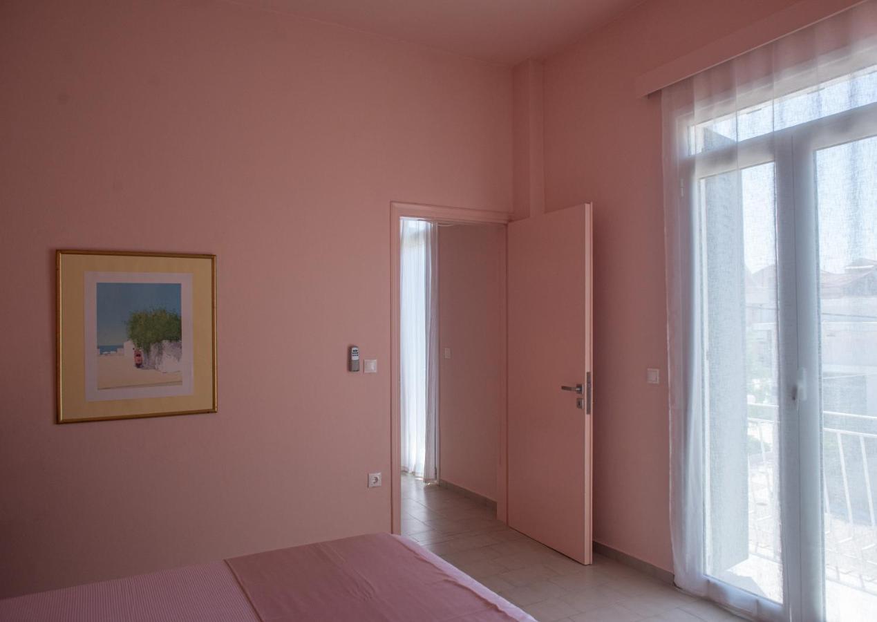 Ann'S Apartment II Lixouri Bagian luar foto